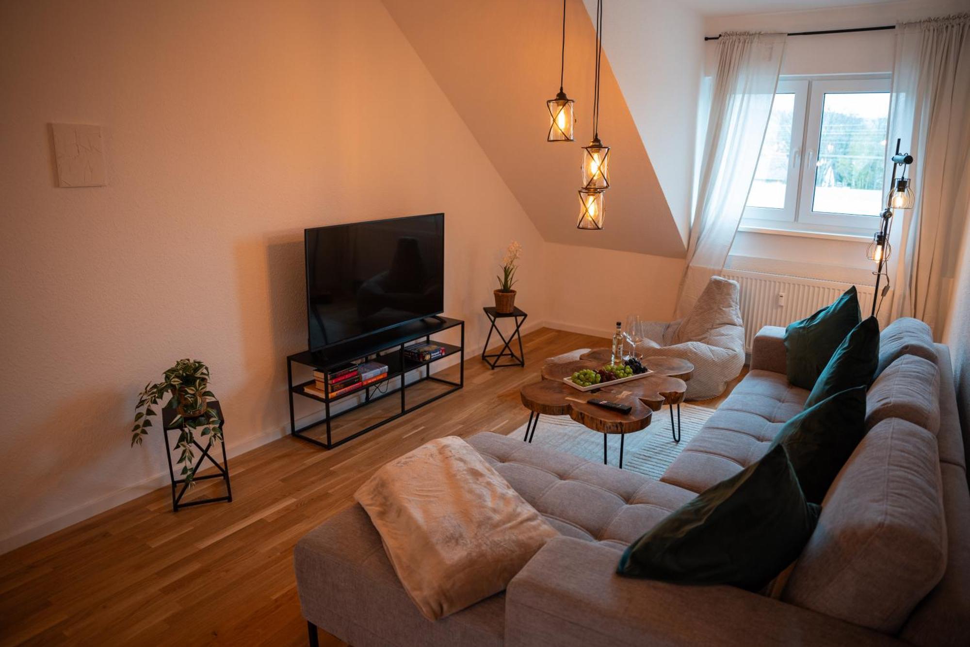 Schlossberg Residences - Design City-Apartment Im Herzen Der Weinstrasse Neustadt an der Weinstraße Kültér fotó