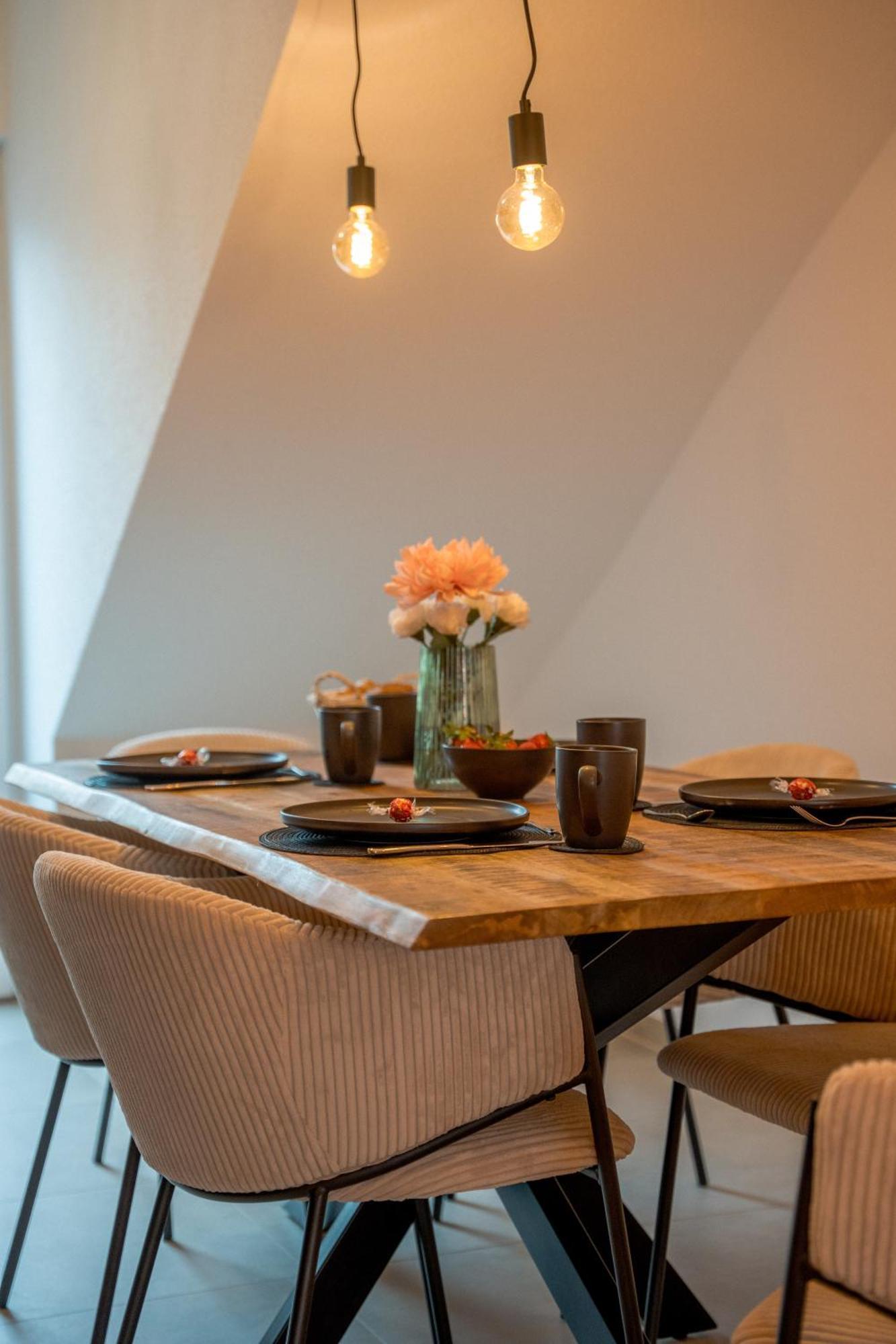 Schlossberg Residences - Design City-Apartment Im Herzen Der Weinstrasse Neustadt an der Weinstraße Kültér fotó