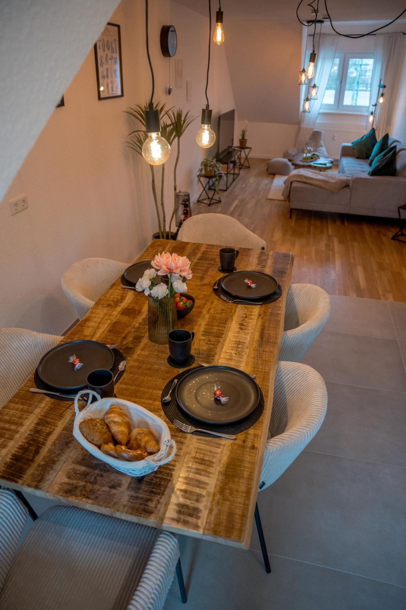 Schlossberg Residences - Design City-Apartment Im Herzen Der Weinstrasse Neustadt an der Weinstraße Kültér fotó